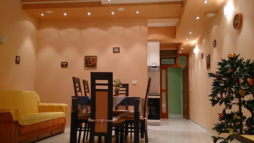Urban Apartment マカルスカ 部屋 写真